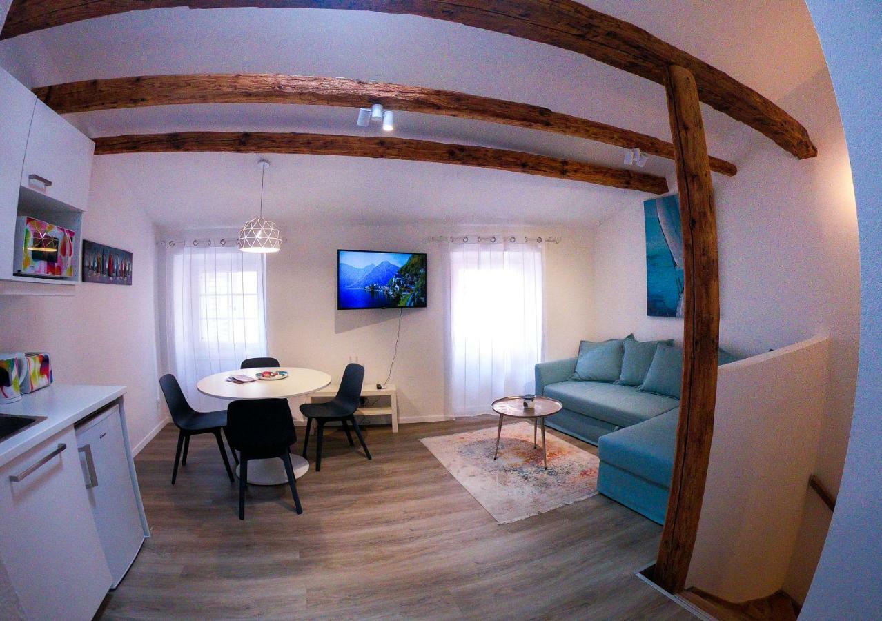 Sea Apartment Carera Ровин Екстериор снимка